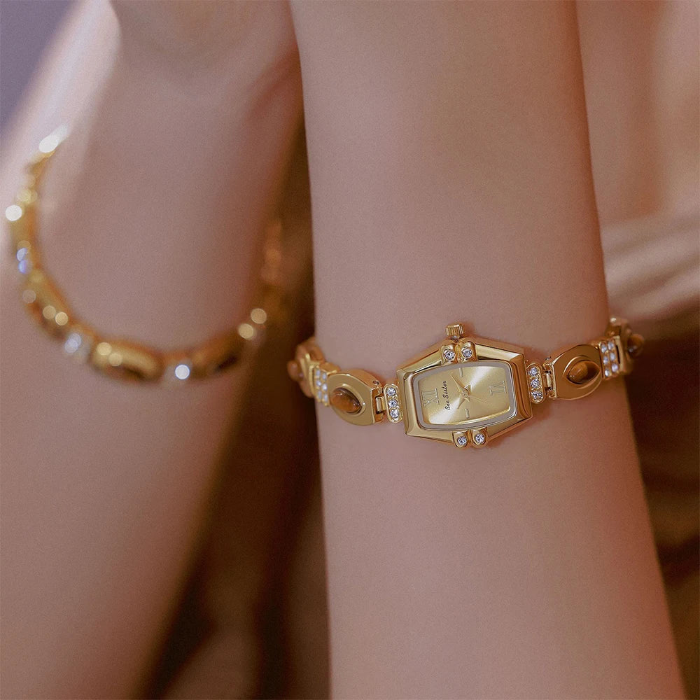 Seraphina Jewel Crest